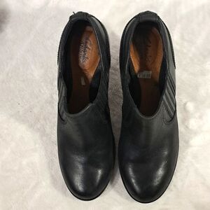Clarks Woman's Leather Shoes